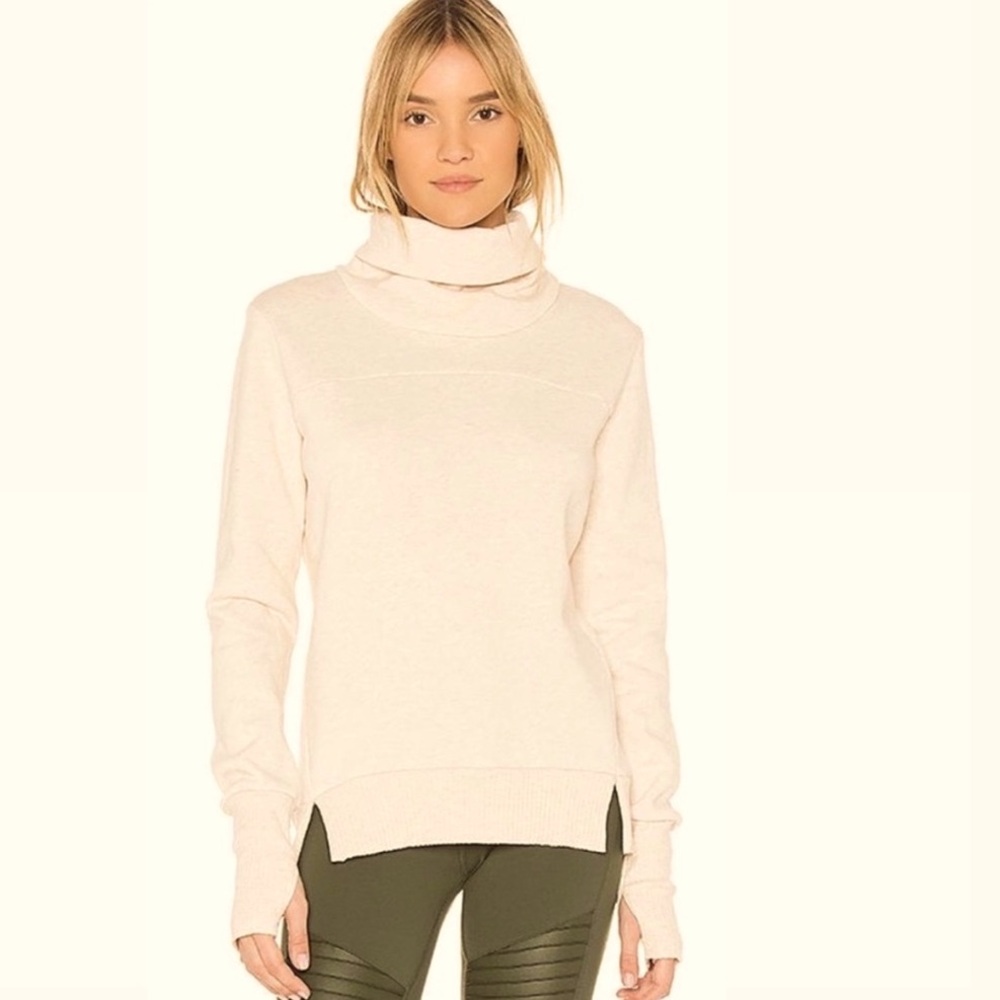 ALO Yoga Haze Sherpa Fleece Funnel Neck Cream Pullover Medium